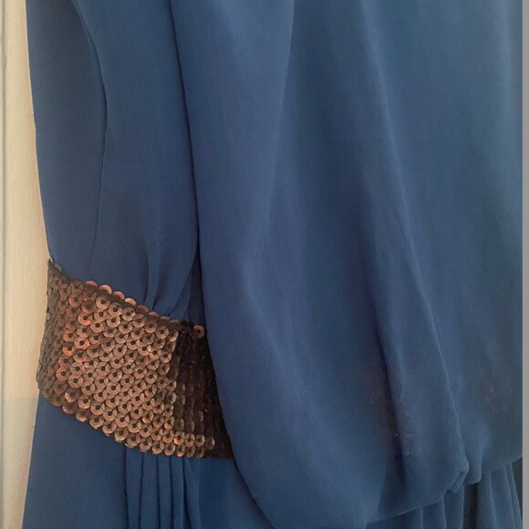 Blue chiffon Benetton dress - Picture 2 of 2